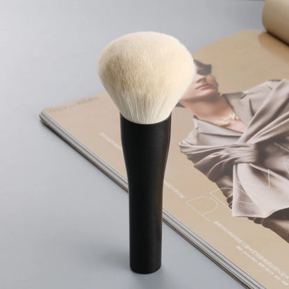 Single Large Powder Brush Professional Soft Synthetic Bristles Gentle For All Skin Types Ideal For Setting Powder Daily Makeup